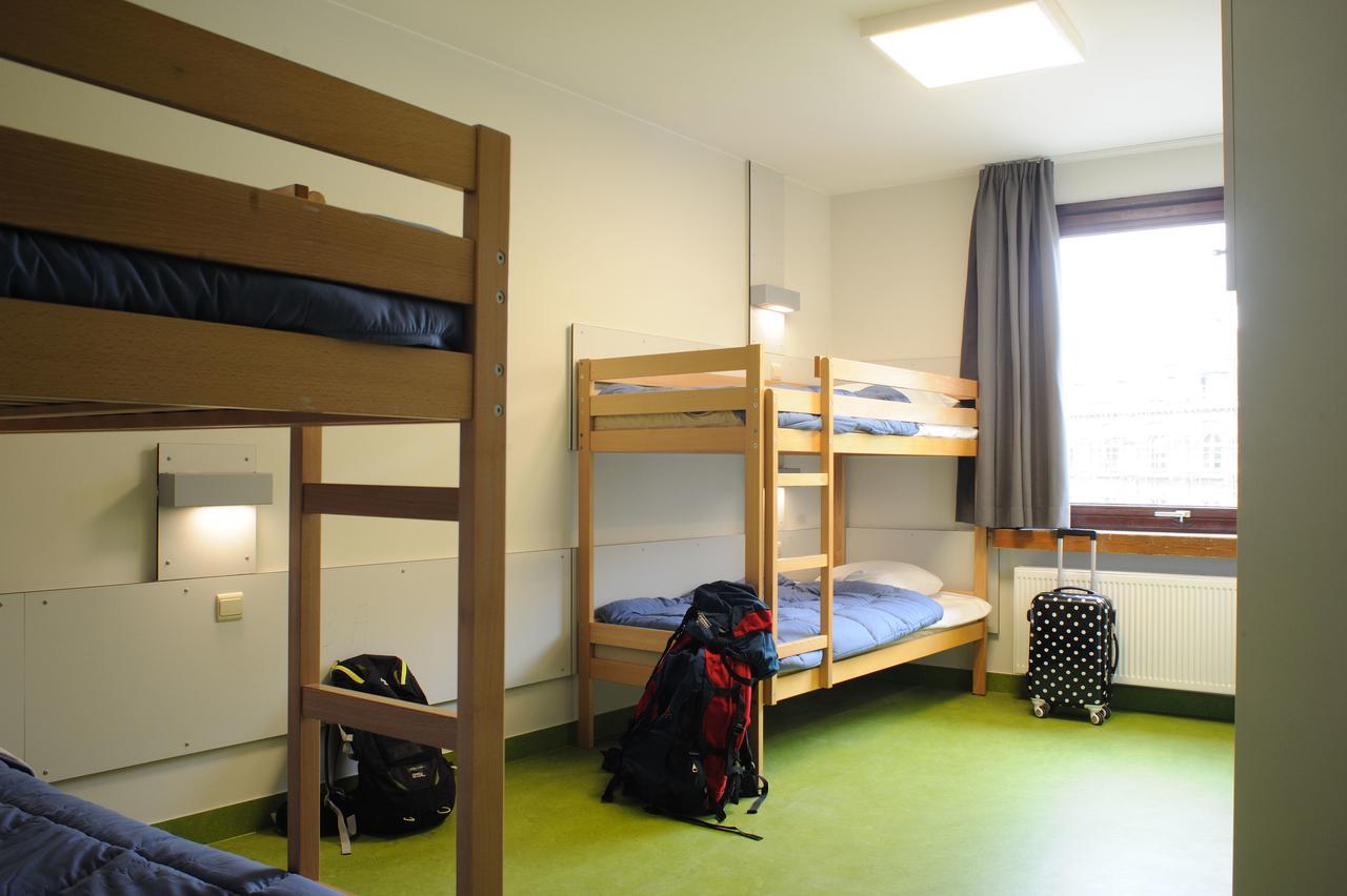 Hostel Bruegel บรัสเซลส์ ภายนอก รูปภาพ